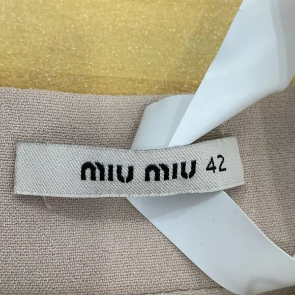 011447 Miu Miu ruffled apricot pink skirt size 42